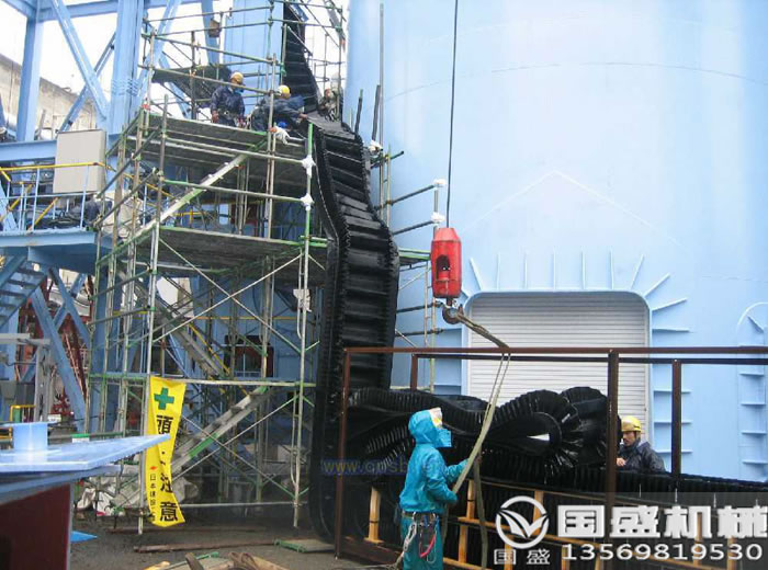 大傾角皮帶機價格 大傾皮帶機廠家